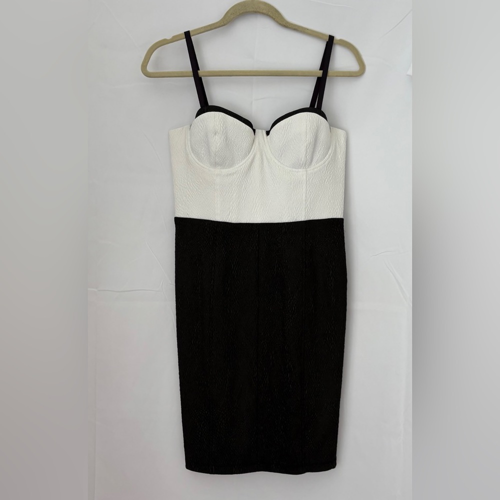 NWOT!!! Alice + Olivia Black and White Strapless Bustier Dress